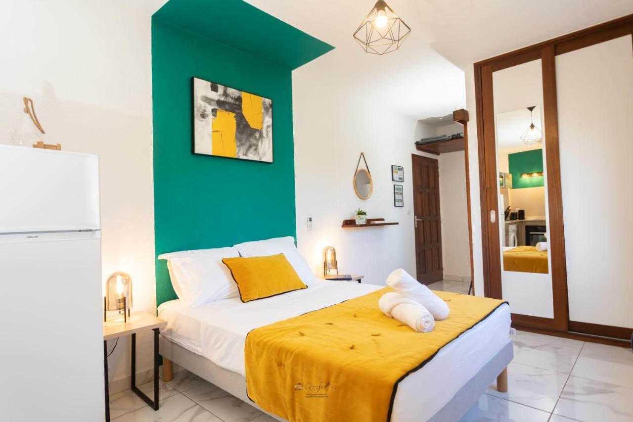 Le Jardin Secret Guyanais Avec Piscine Et Jardin De 70 M2 Apartment Кайен Екстериор снимка